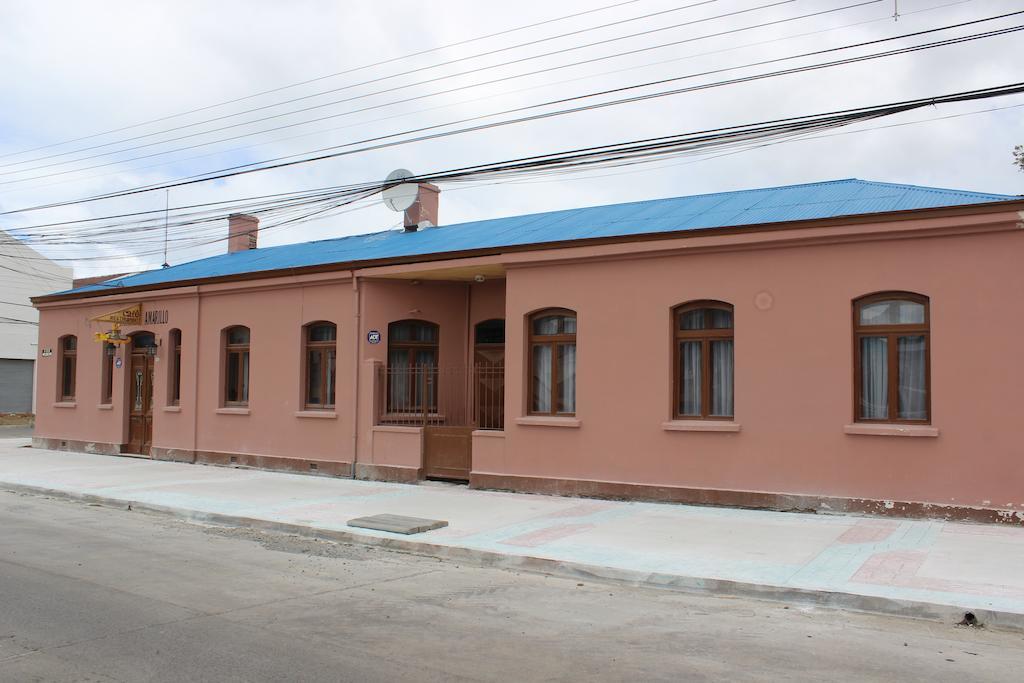 Hotel Yellow Submarine Пунта-Аренас Экстерьер фото